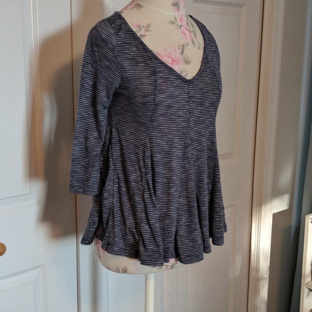 Blue and white stripped long sleeve top